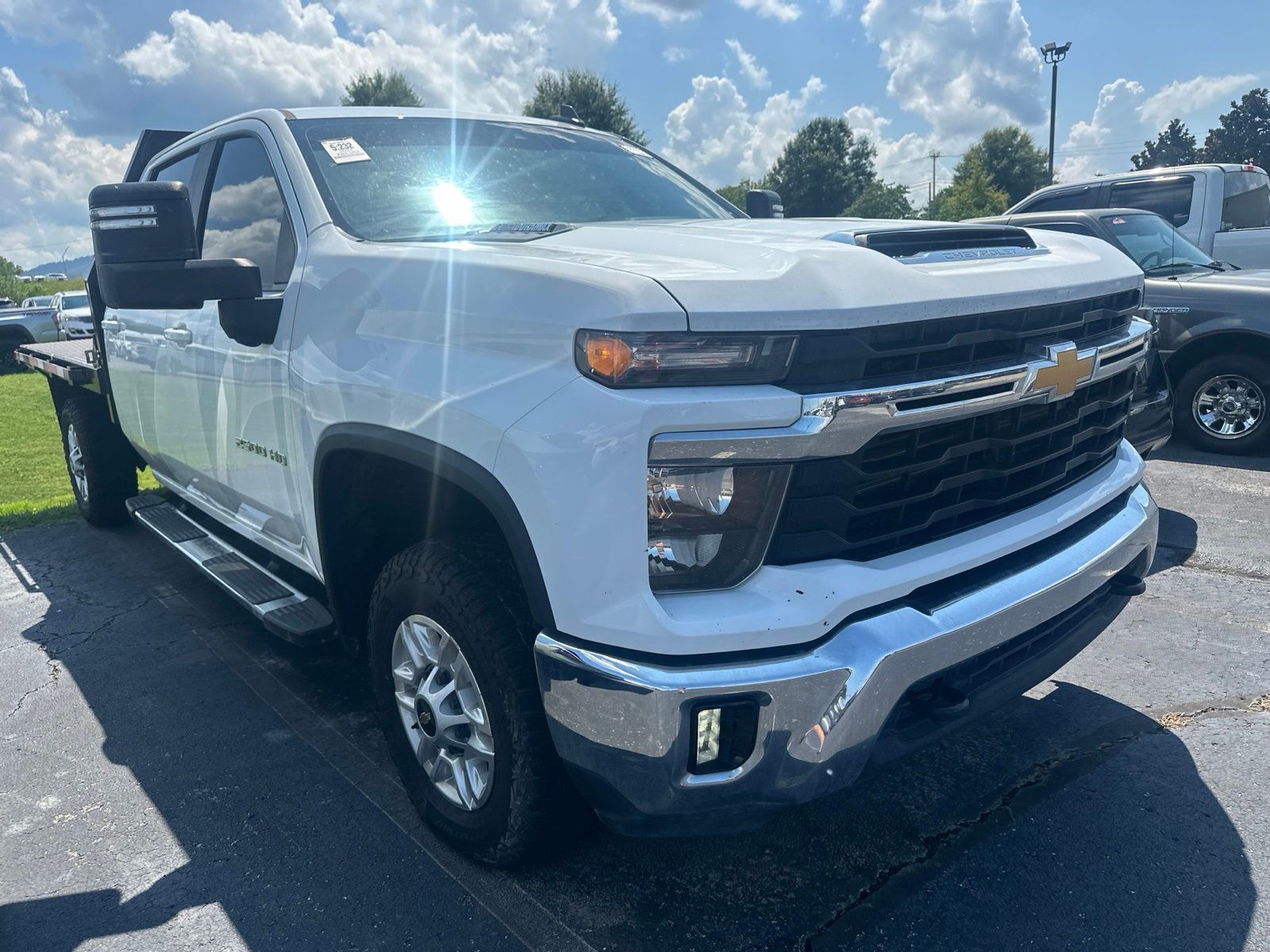 chevrolet silverado 2500hd 2024 1GB4YNEY5RF176143 image chevrolet silverado 2500hd 2024 1GB4YNEY5RF176143 image